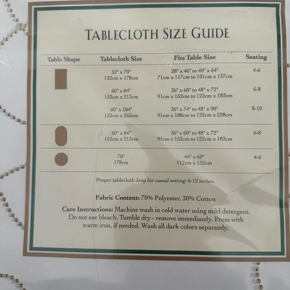 Poinsettia Party Tablecloth - Red and Green - Picture 3 of 3